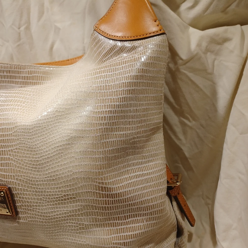 Dooney and bourke shoulder bag - Picture 4 of 12